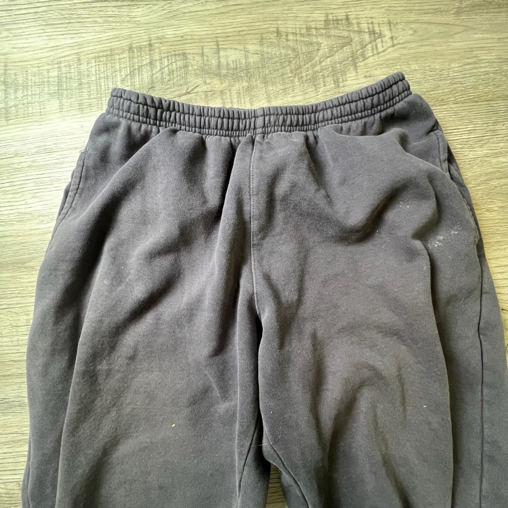 Brandy Melville Sweatpants Womens One Size Charcoal Gray Wide Leg Distressed - Picture 4 of 12